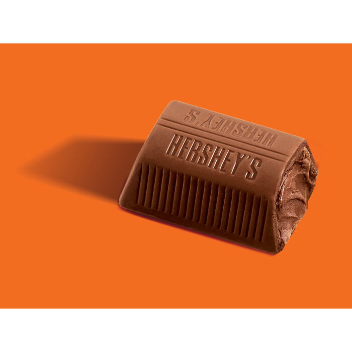 HERSHEY'S NUGGETS Pumpkin Spice Latte Flavored, Fall Candy Bag, 7.2 oz